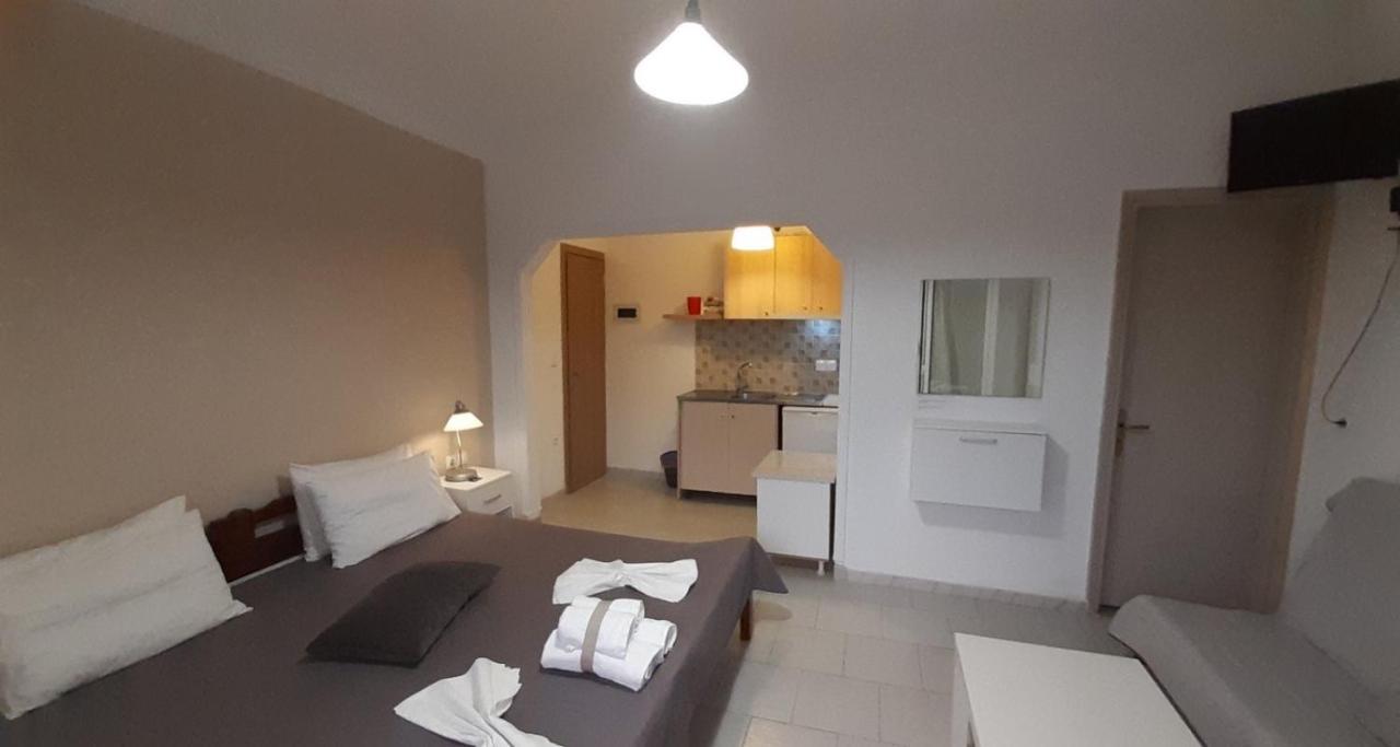 Giota Rooms Arkúdi Kültér fotó